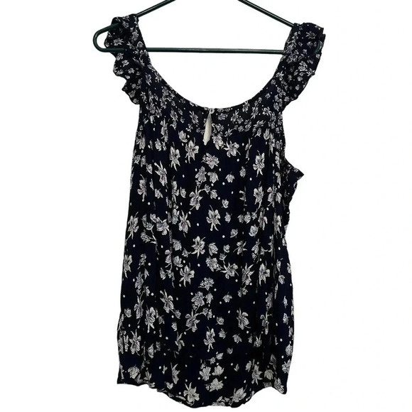 Bila NWT’s Women’s Floral print ruffle tank. Size large - Picture 2 of 8